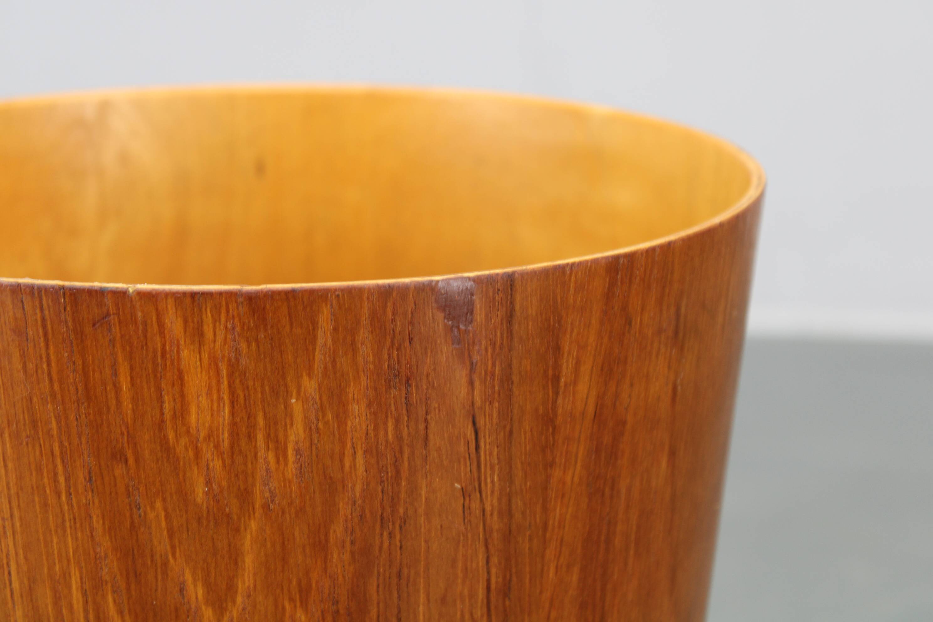 Panier en papier en teck suédois des années 1960, conçu par Martin Åberg pour Servex.