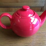 Sema red teapot