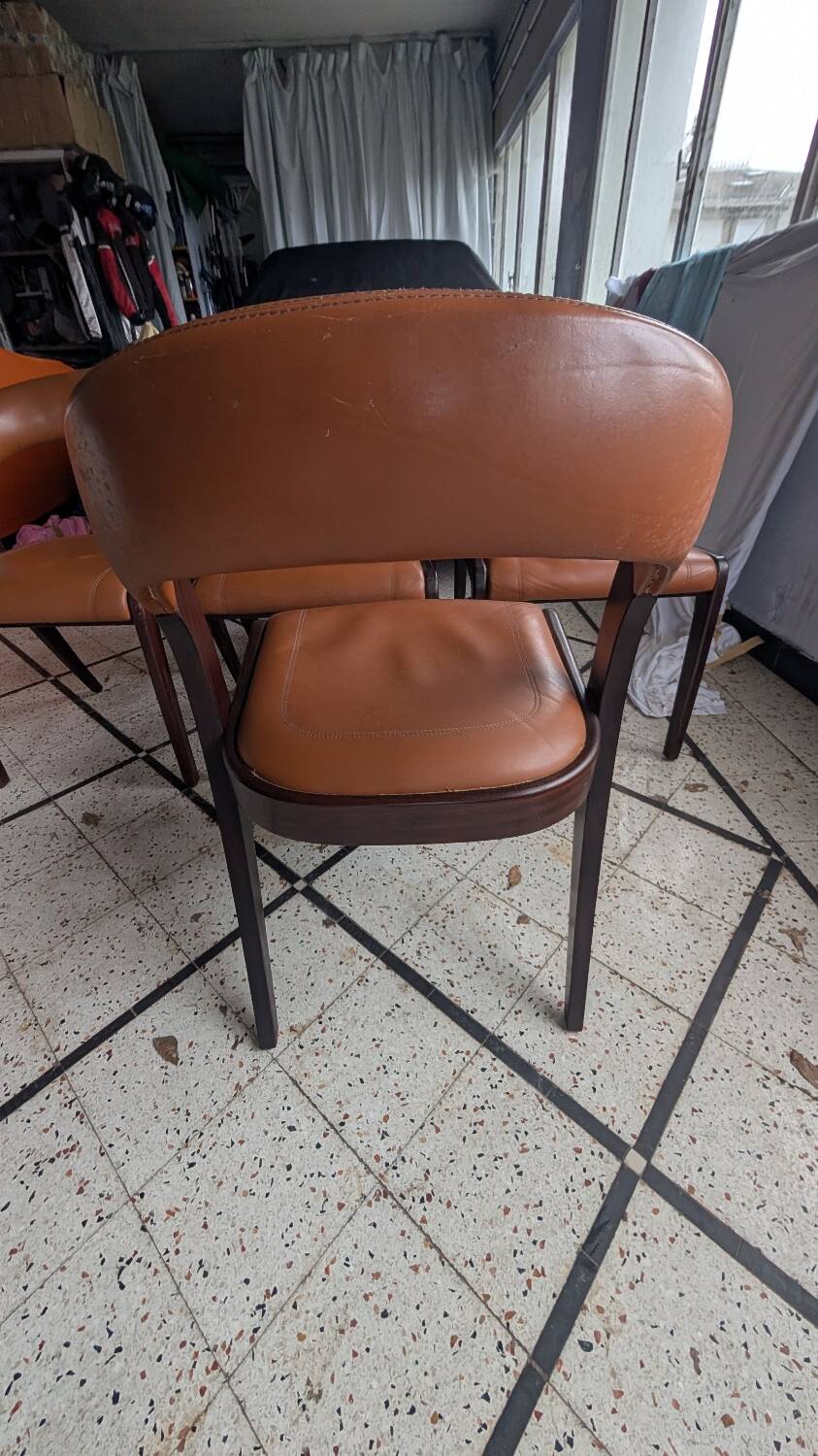 Baumann gondola chairs