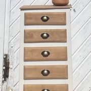 Chiffonnier vintage pieds compas en bois massif brut et patiné blanc