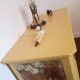 Buffet jaune fleurs