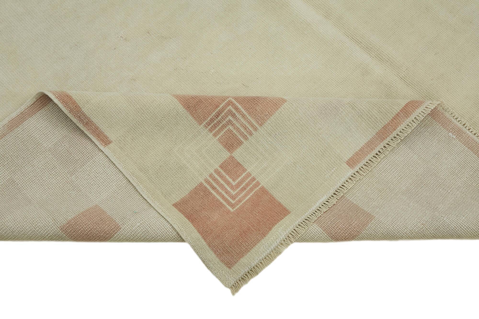 Turkish Vintage Anatolian Rug 201 cm x 293 cm