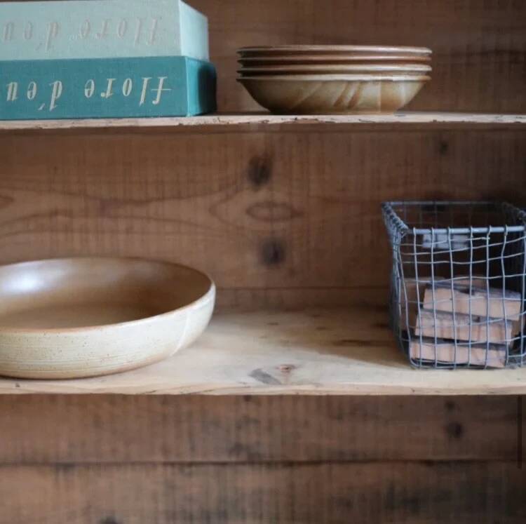 Parisian green museum buffet