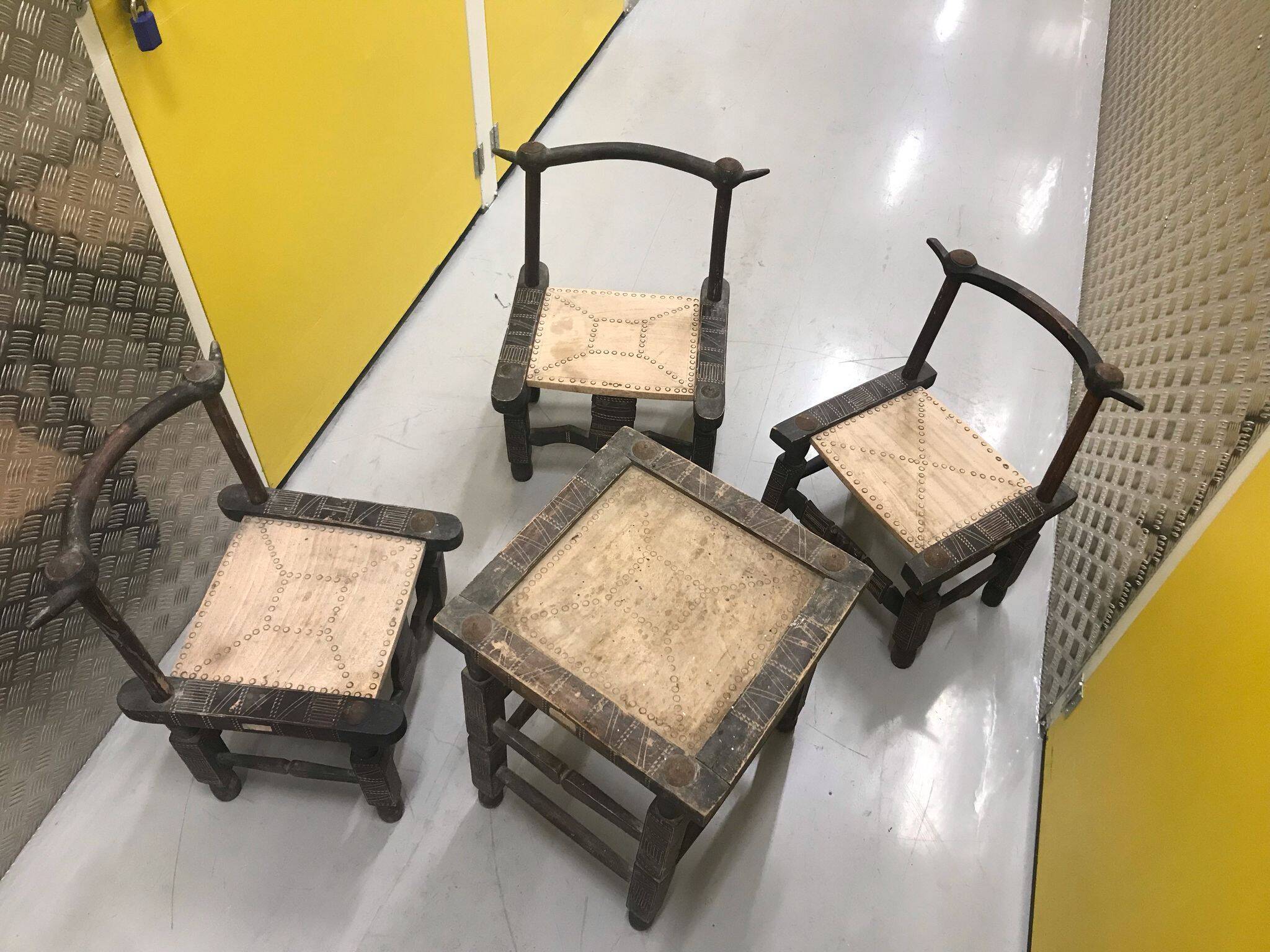 Table and 3 small African chairs set