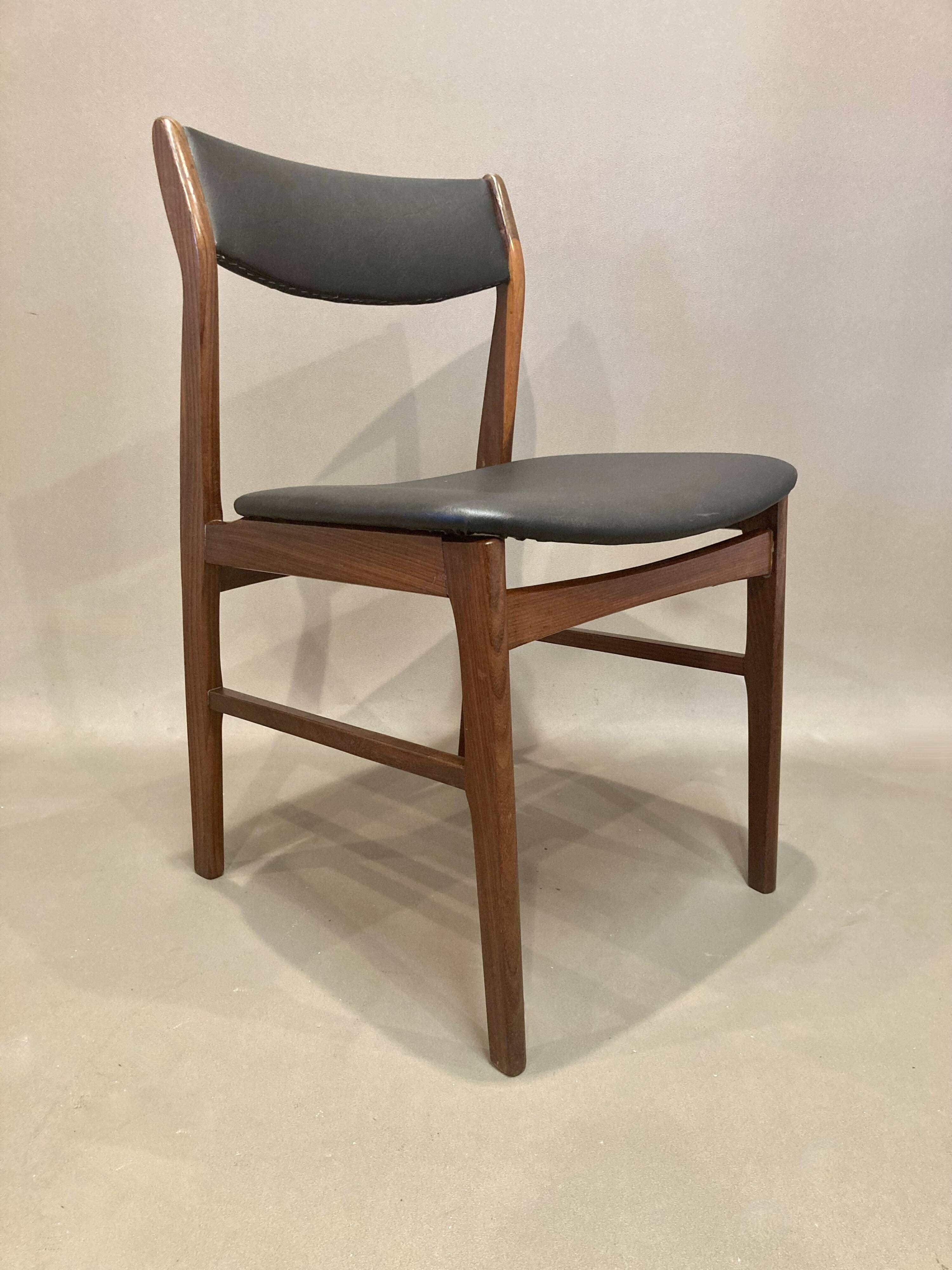Set of 4 "Scandinavian design" chairs 1950