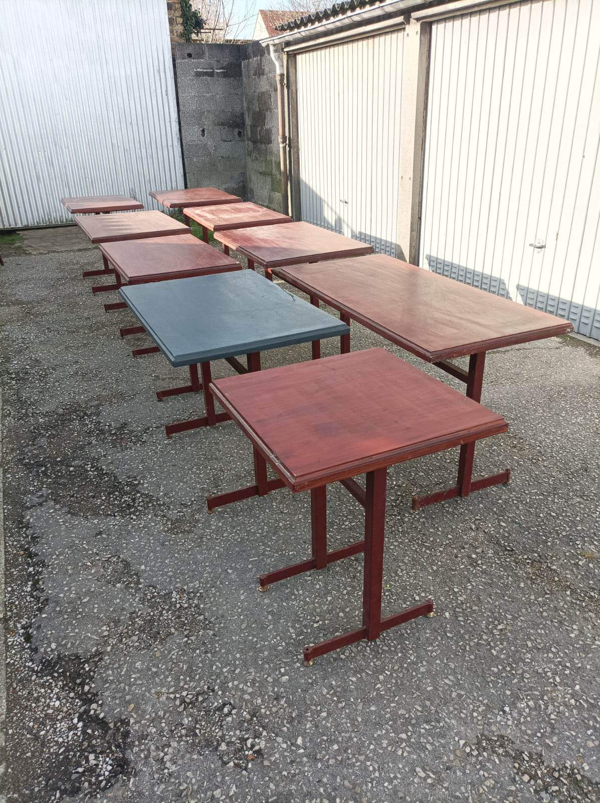 Bistro lot 9 tables and 16 chairs mahieu Jule bry
