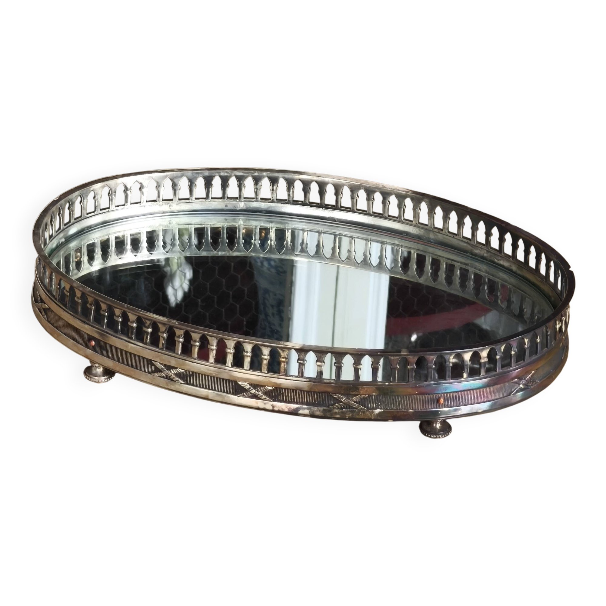 Louis XV style oval silver-plated metal centrepiece (or centerpiece) 19th century