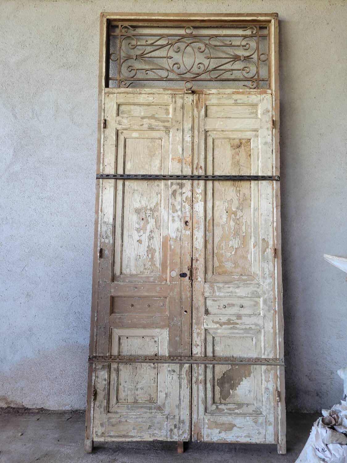 Double Haussmannian doors