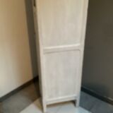 Ancienne armoire 1920-40 en bois motif florale