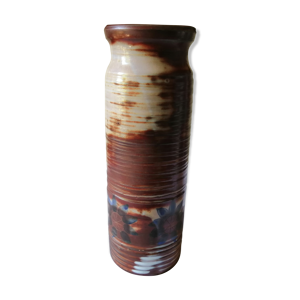 vase ancien en terre