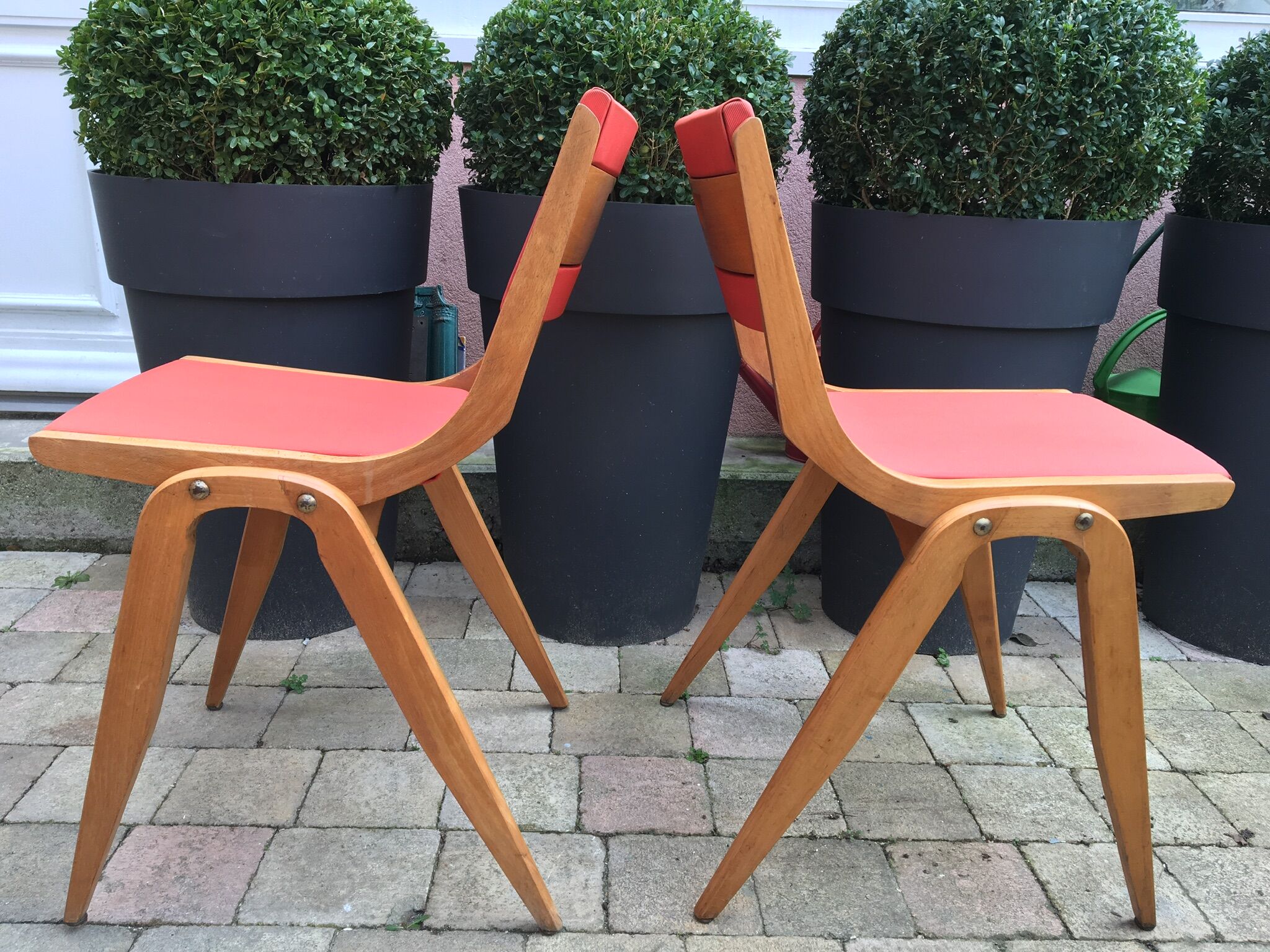 Scandinavian chairs 50