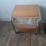 Desserte vintage à roulettes