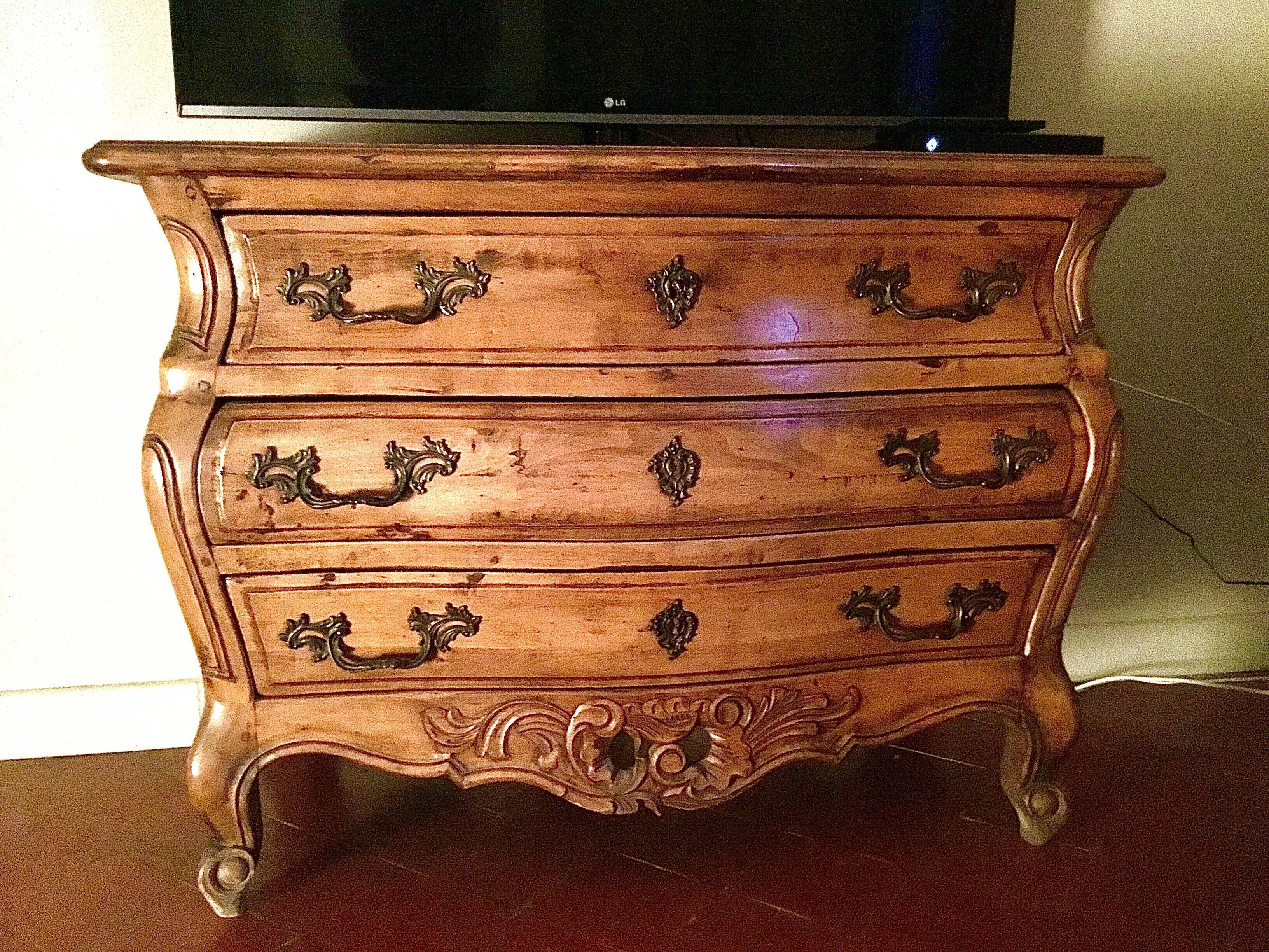 Dresser moulded wooden tomb opening to three louis XV style drawers