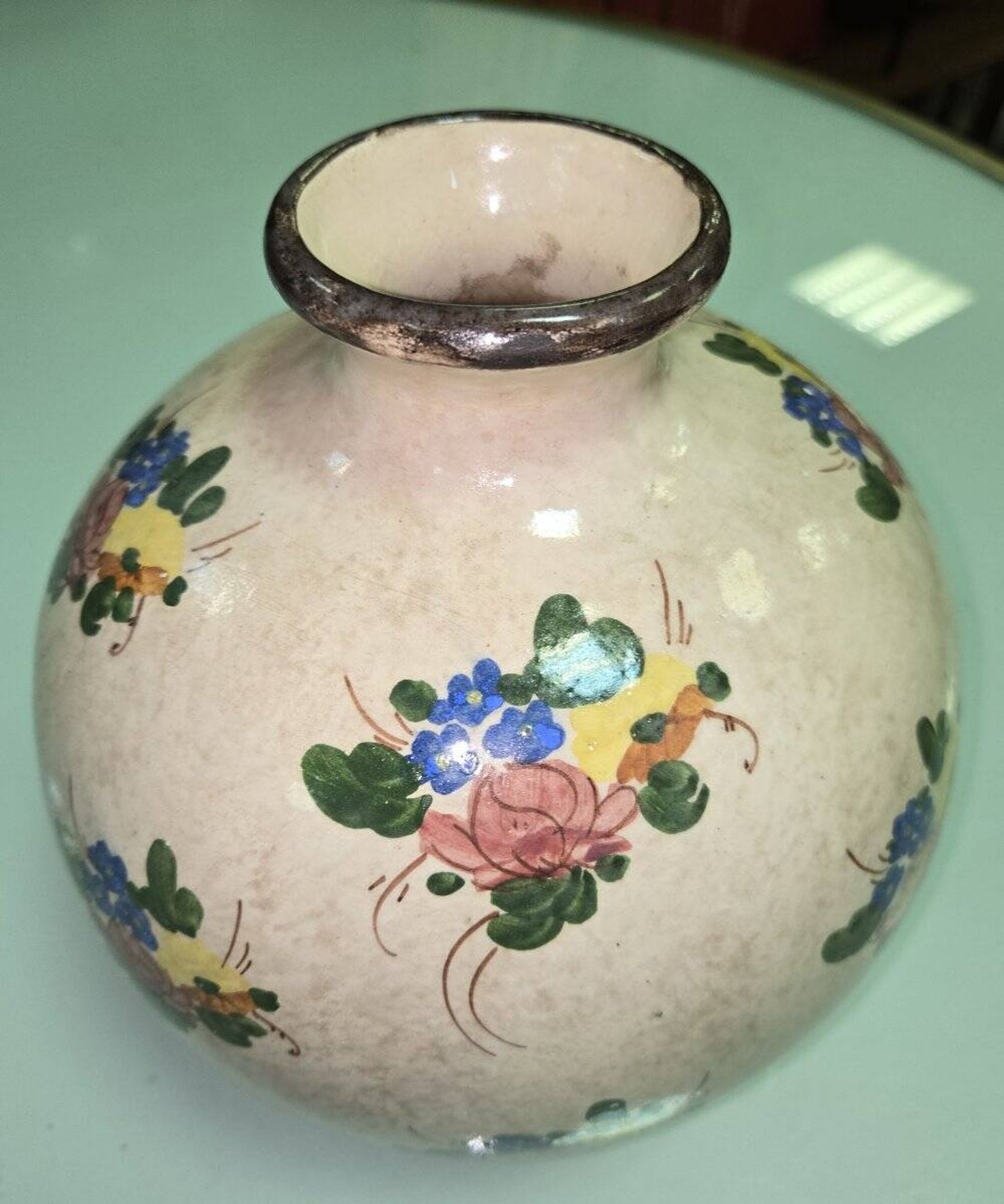Ball vase Jérôme Massier Vallauris