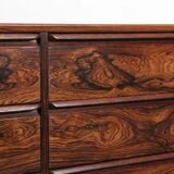 Scandinavian chest of drawers with 8 drawers in Rio rosewood
