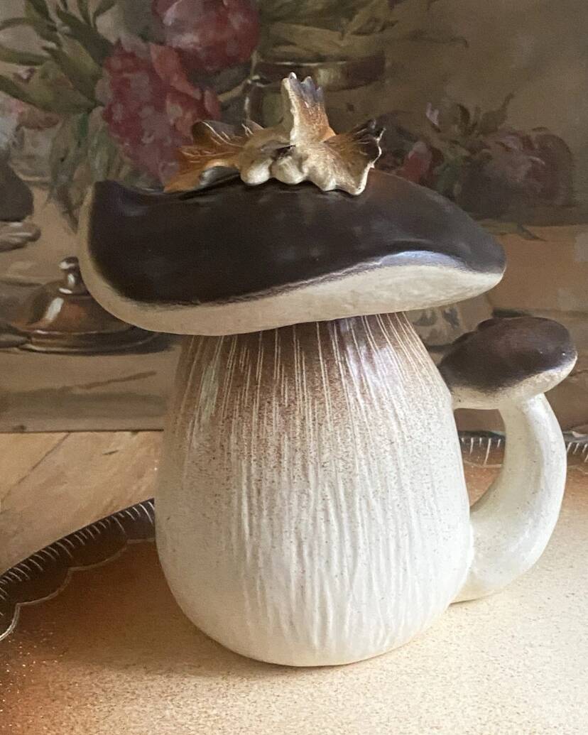 Mushroom-shaped earthenware service by Bruno Dose, vintage 1960s