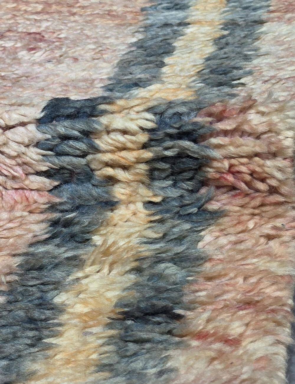 Vintage Minimalist Rug - 320 x 186 cm