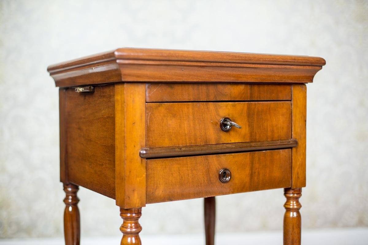 Antique Dressing Table in Brown Venered with Mahogany, 1860