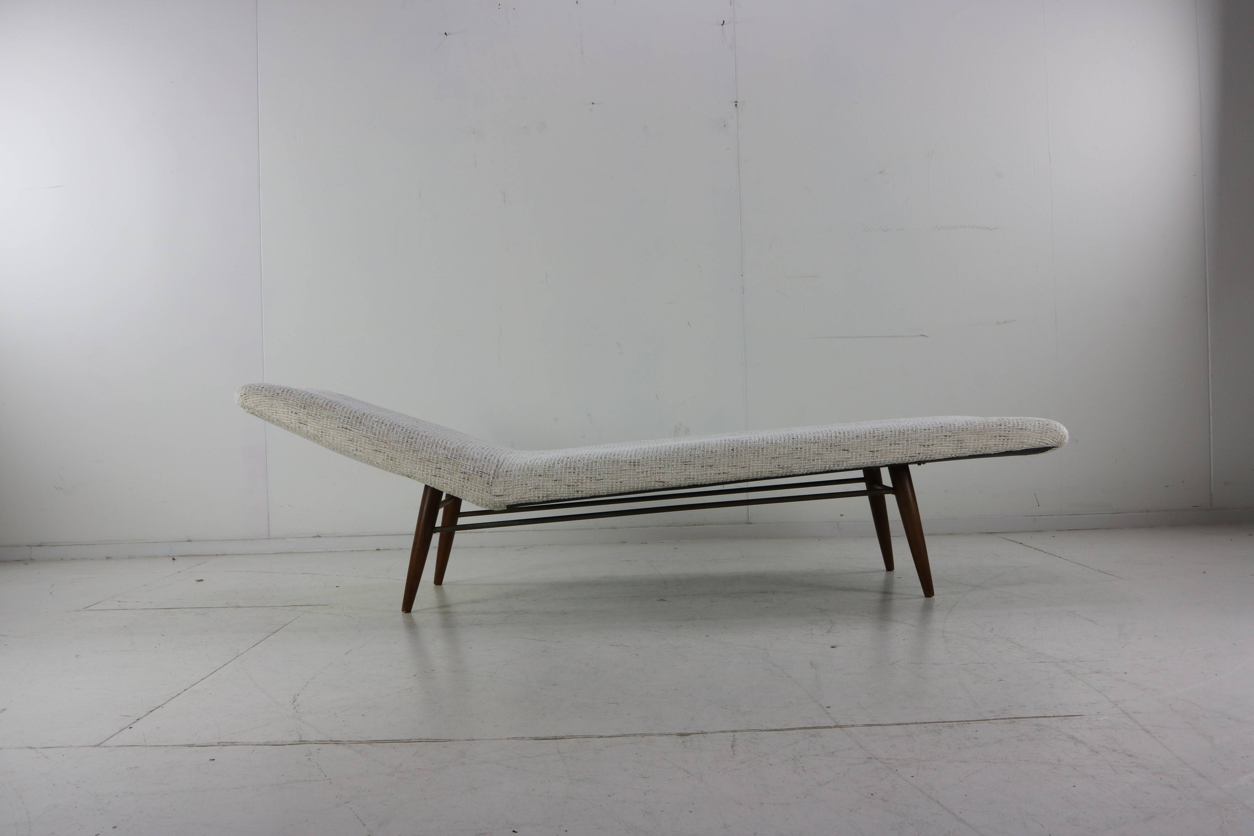 Mid-century designed daybed with metal
