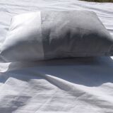 white/gray cushion