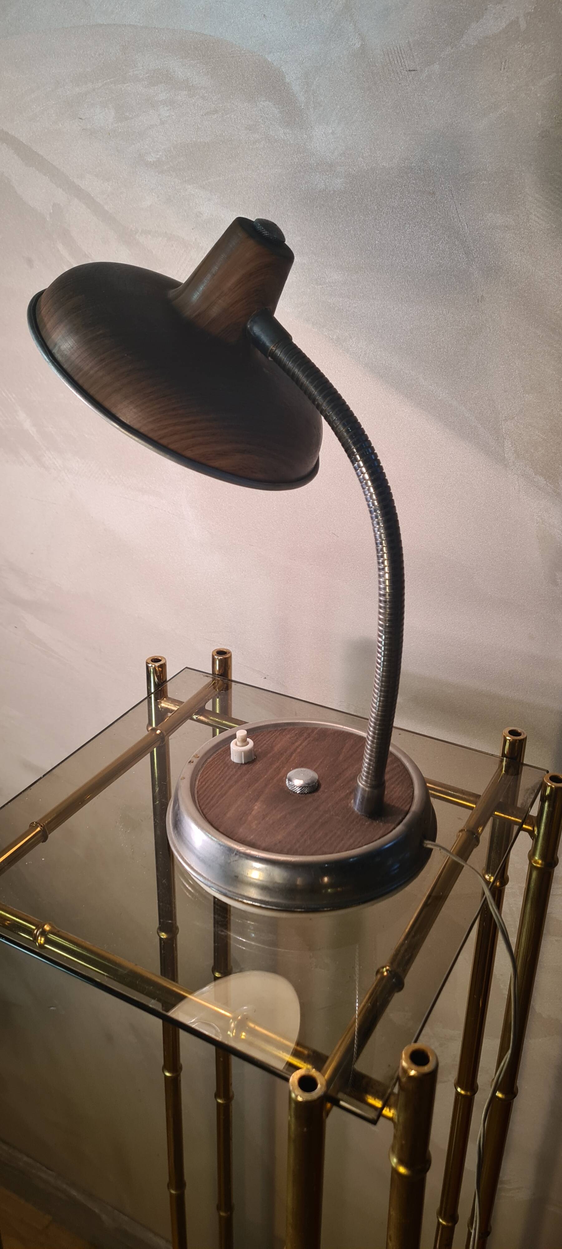 small desk lamp 1950 a 60 aluminum faux wood original electricity works well, rep breed