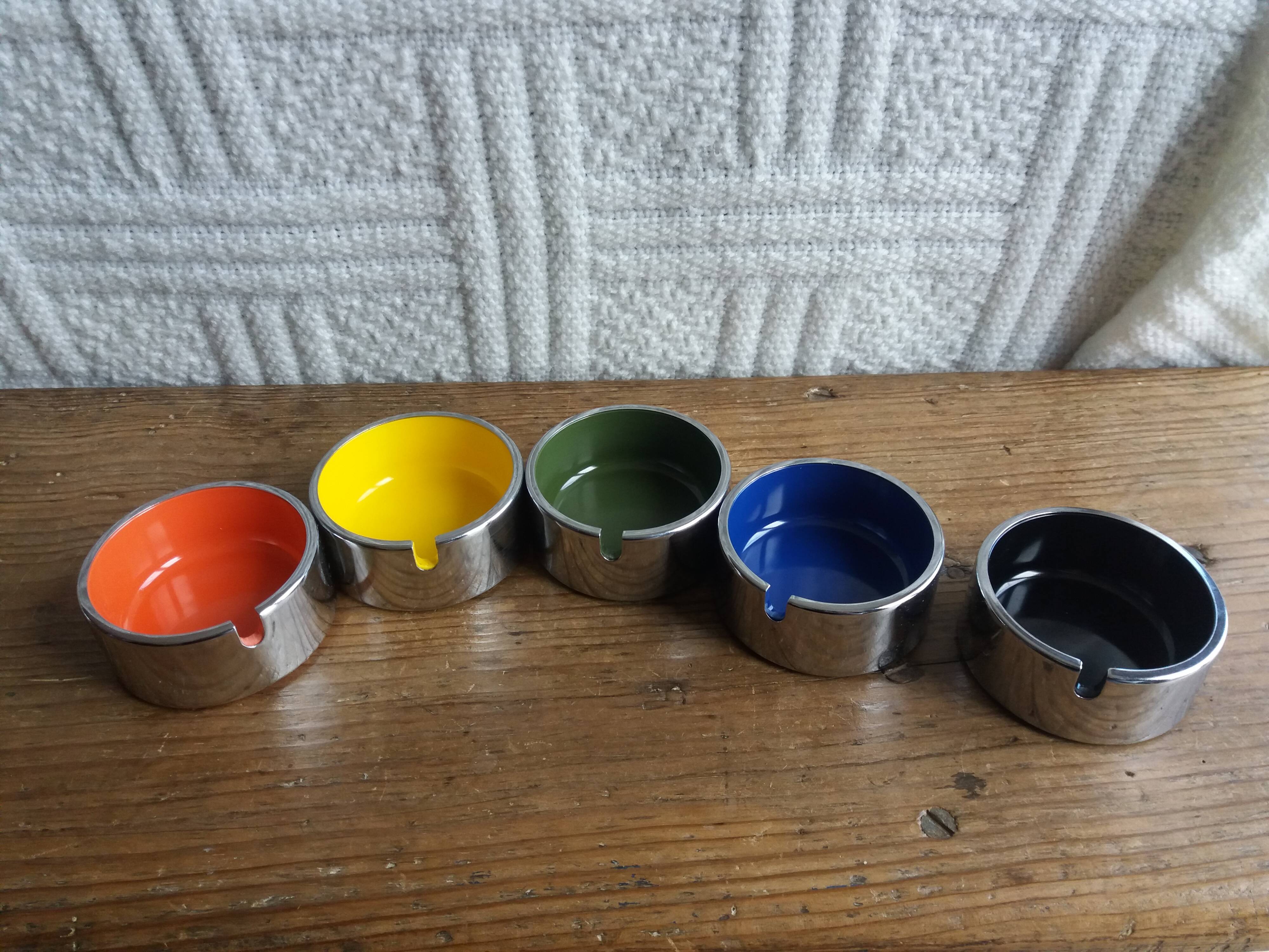 5 stackable ashtrays Maru designer Isamu Kenmochi Japan Space age 60s