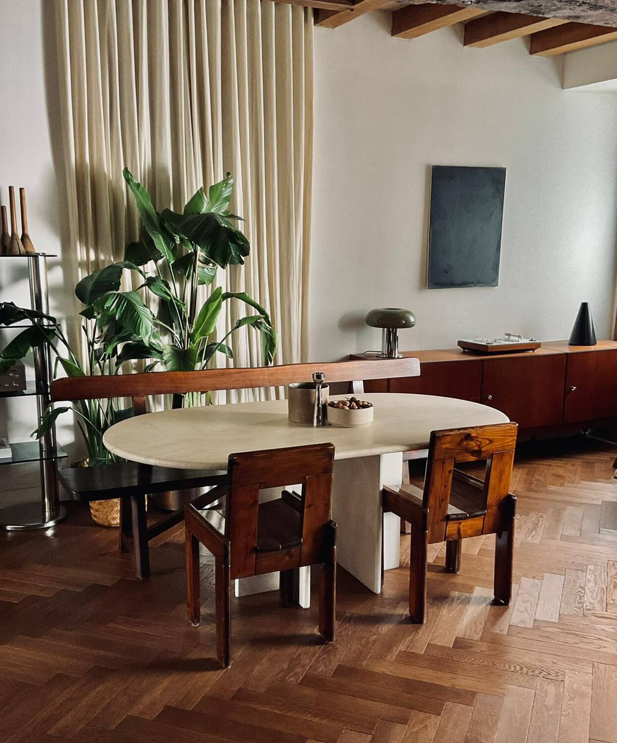 Table à manger Roche Bobois en travertin italien – Années 70/80