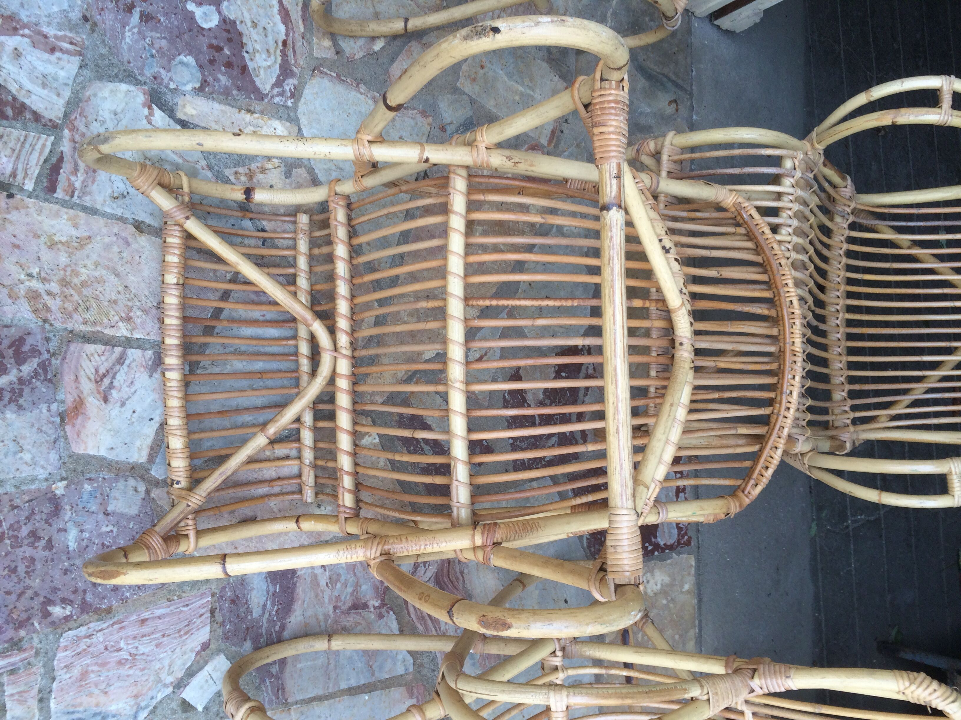 Lounge or garden table and 4 vintage wicker and rattan chairs 60s