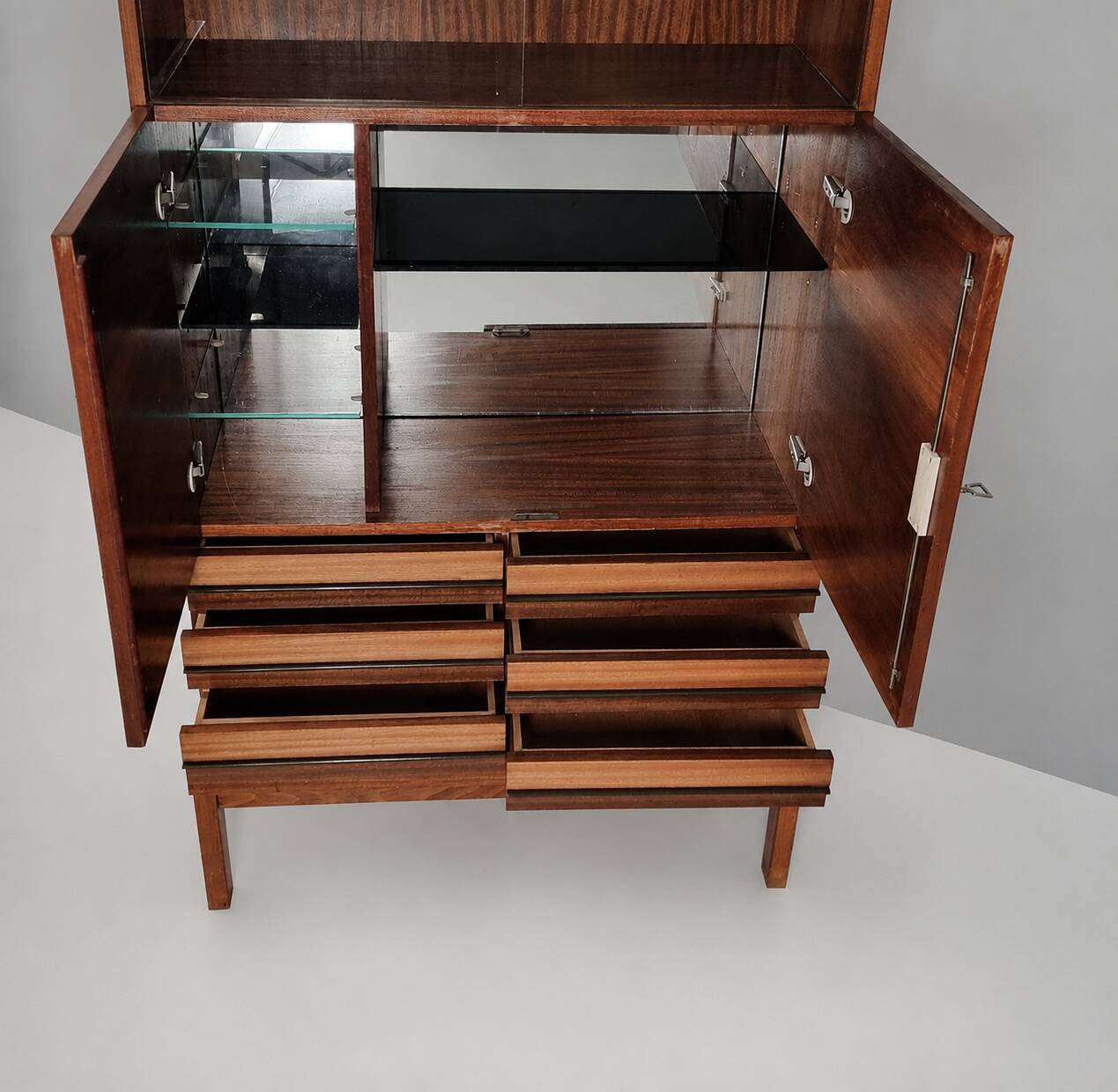 Vintage Bookcase in Beech, 1970s