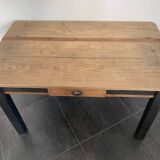 Farm table