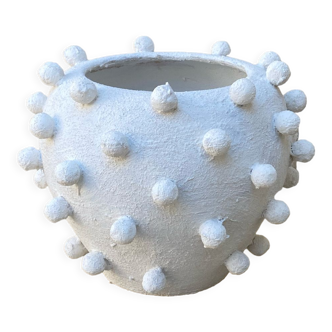 Bleached cachepot