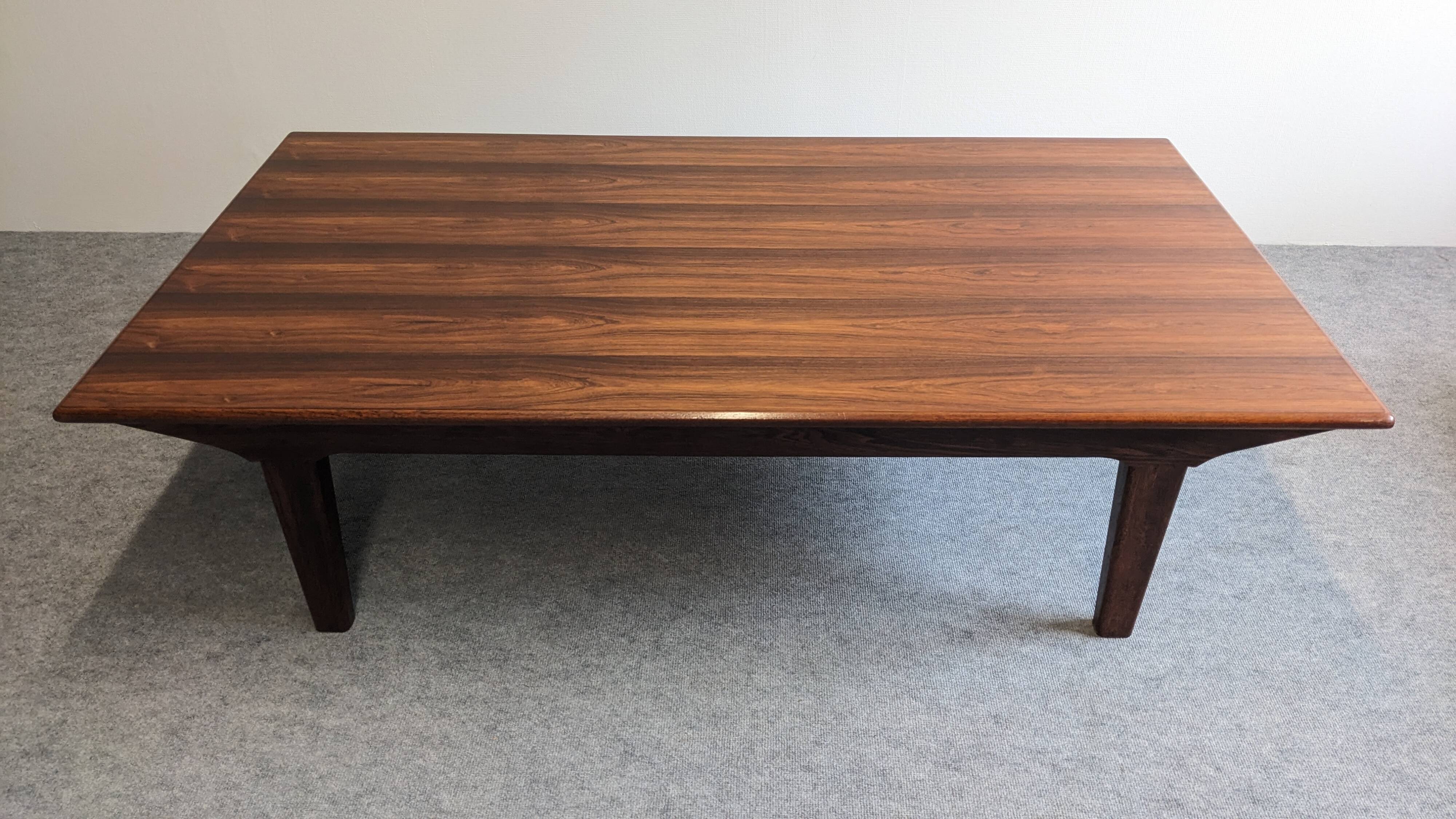 Scandinavian rosewood coffee table, 50s-60s
