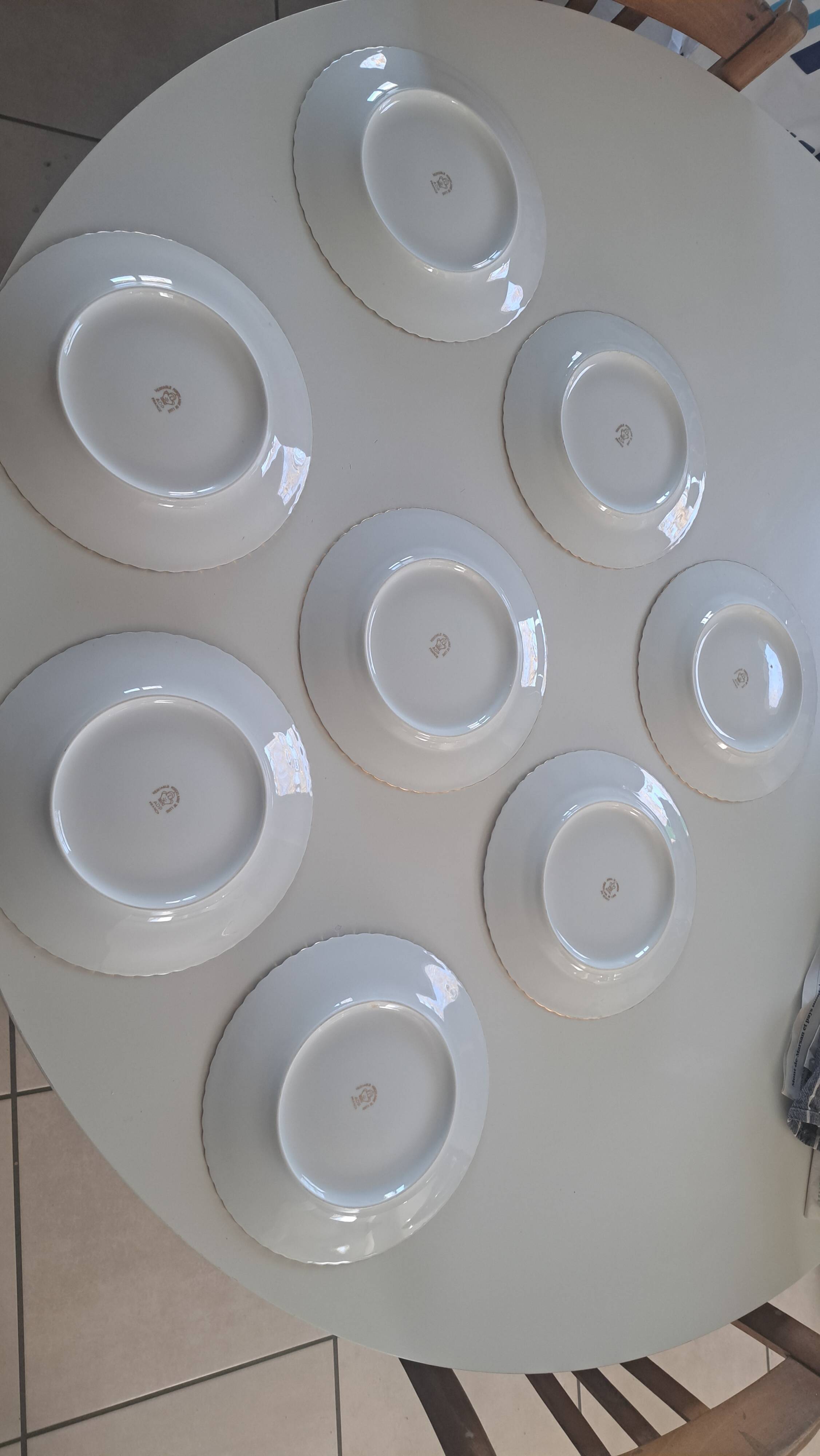 Set of 8 Limoges porcelain plates ADP ROYAL.