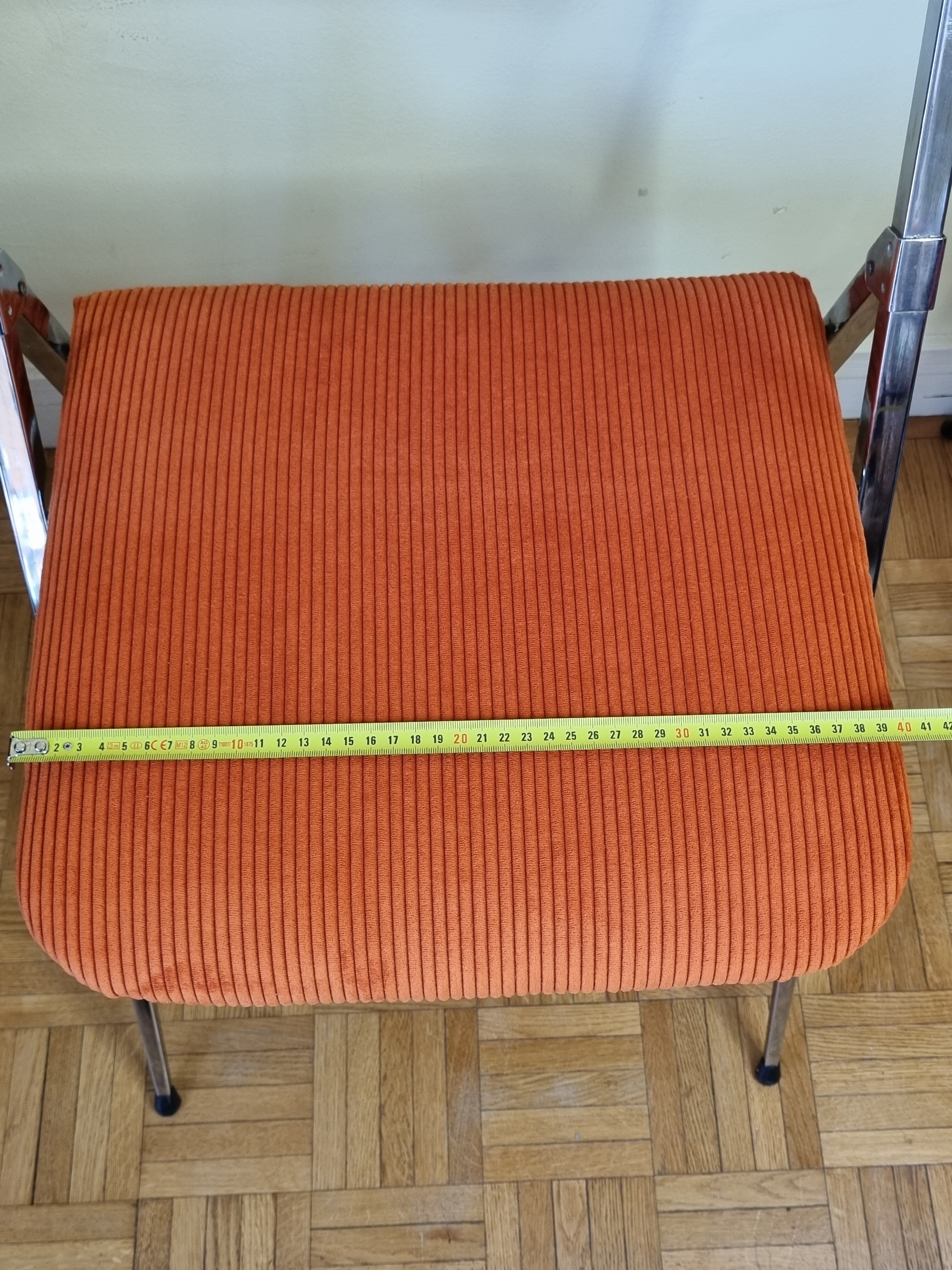 Pair of vintage folding chairs in chrome-plated steel, 70s, restored