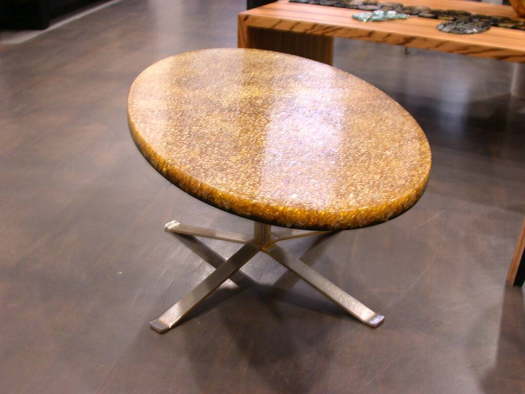 Resin table, SINMA edition 1960