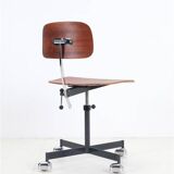 Kevi office chair by Jørgen Rasmussen / Teak / 1960s / Mid-century Danish modern design