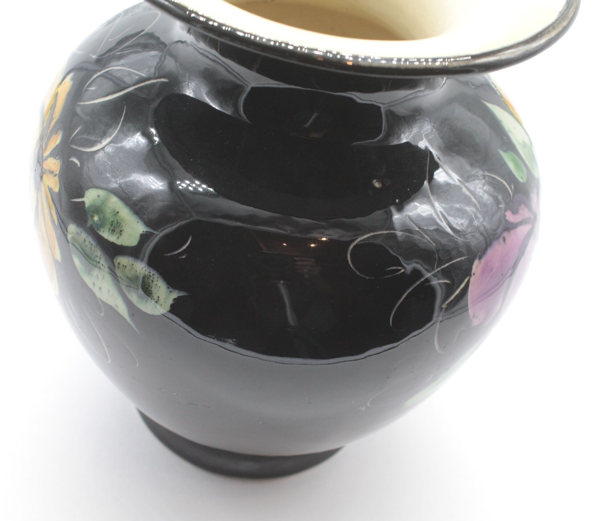 Ceramic vase flowers