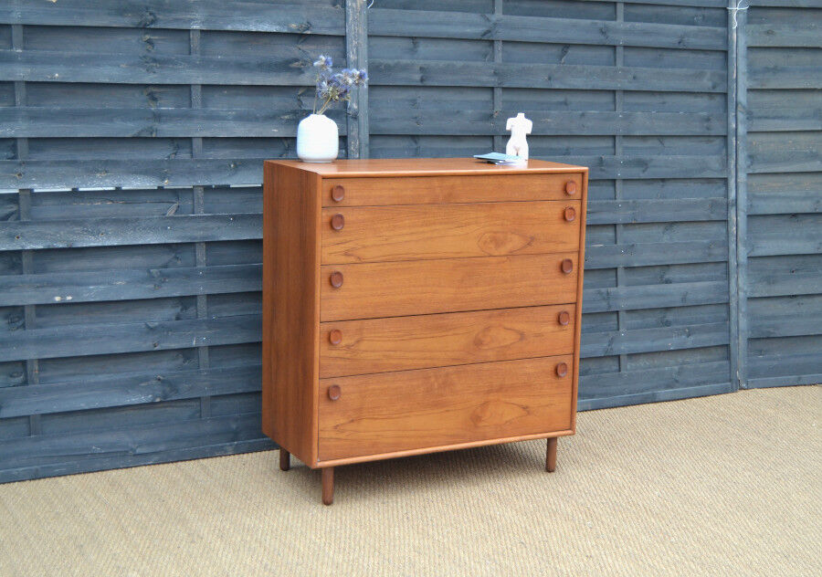 Commode en chêne par Meredew * 98 cm