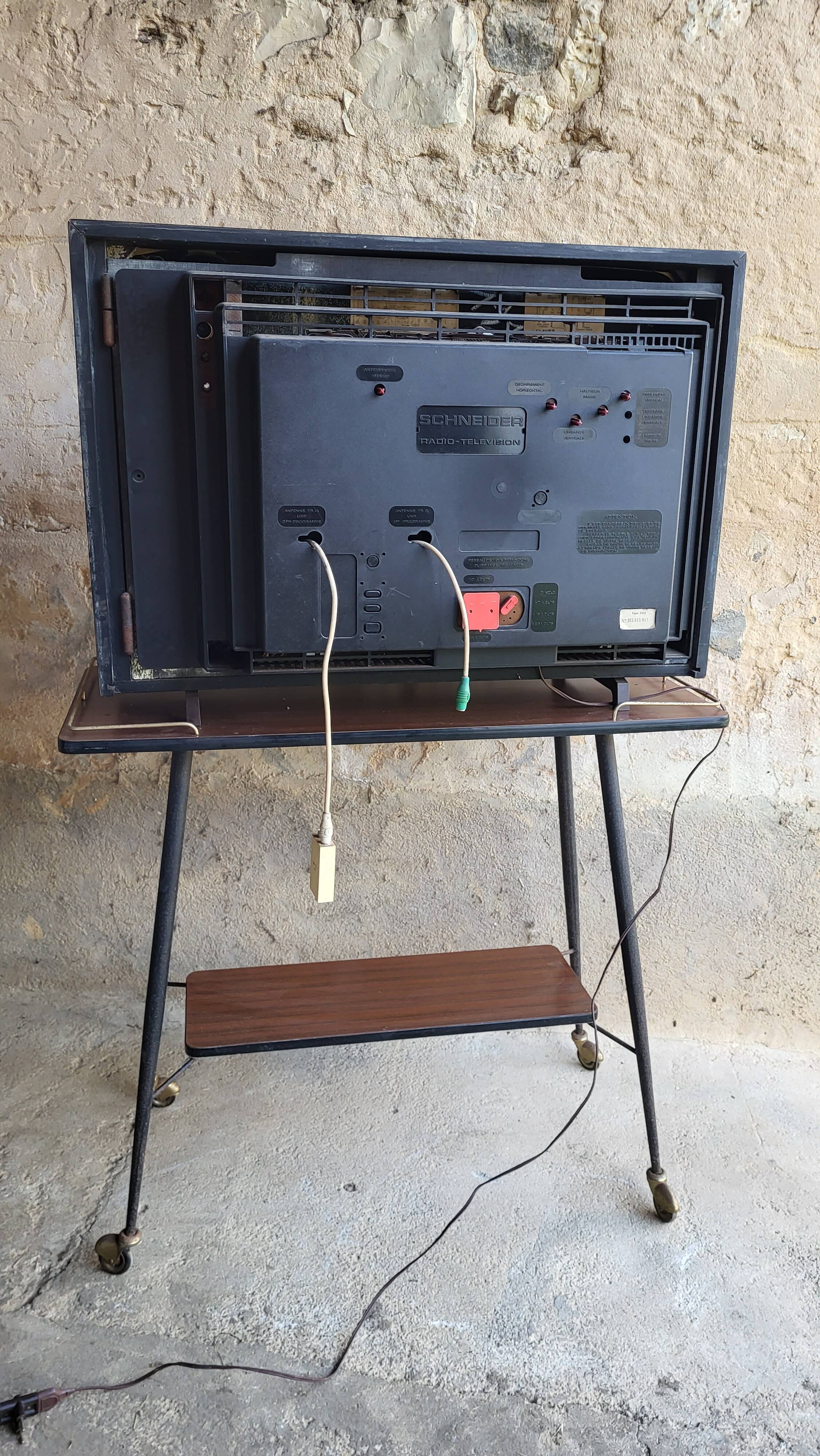 Vintage television & its furniture