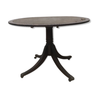 English-style table