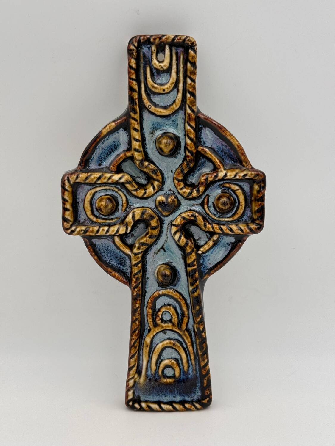Ceramic glazed wall Celtic cross