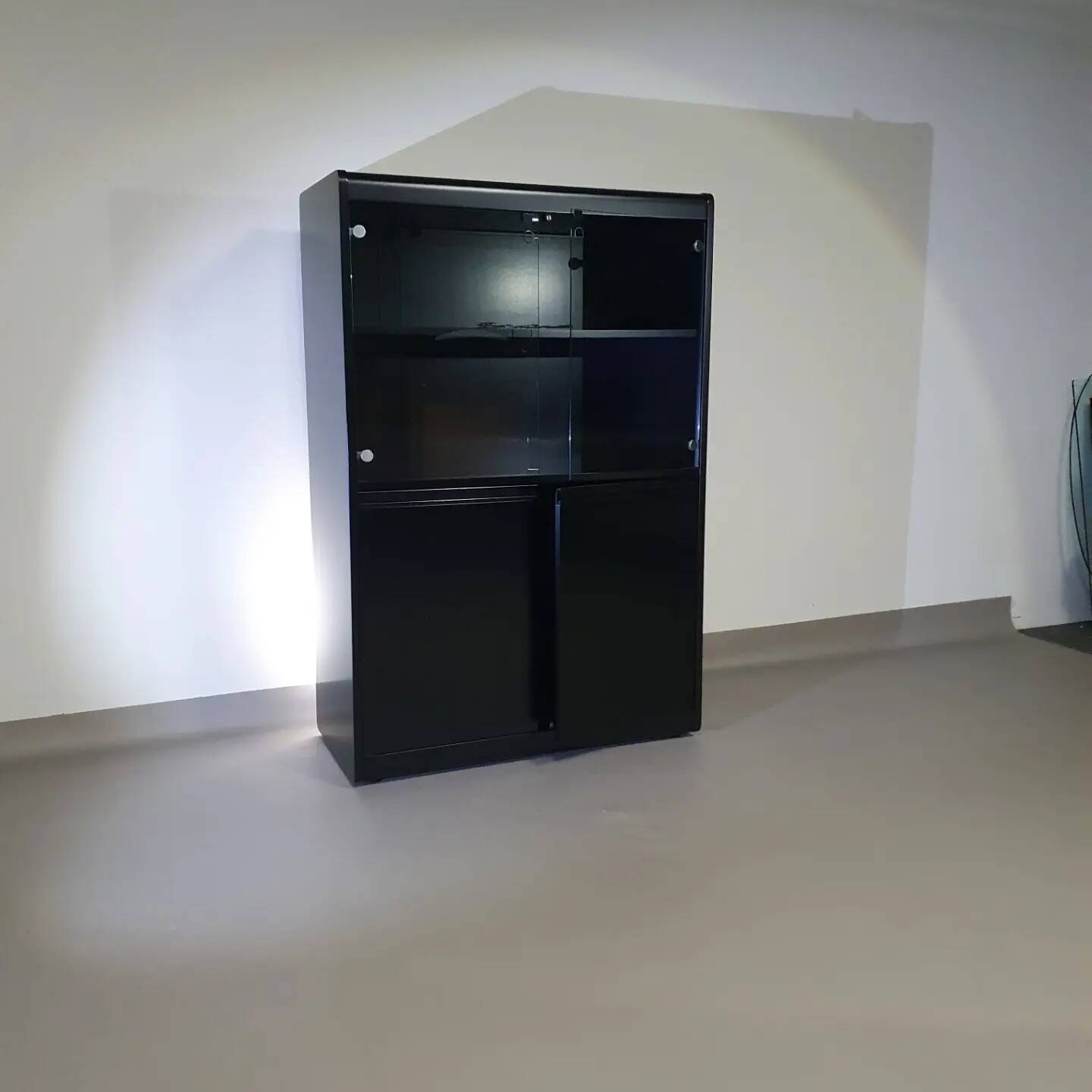 Rodolfo Bonetto display / glass cabinet / model Linearsystem / 1960s for Bellato Italy. Stunning condition