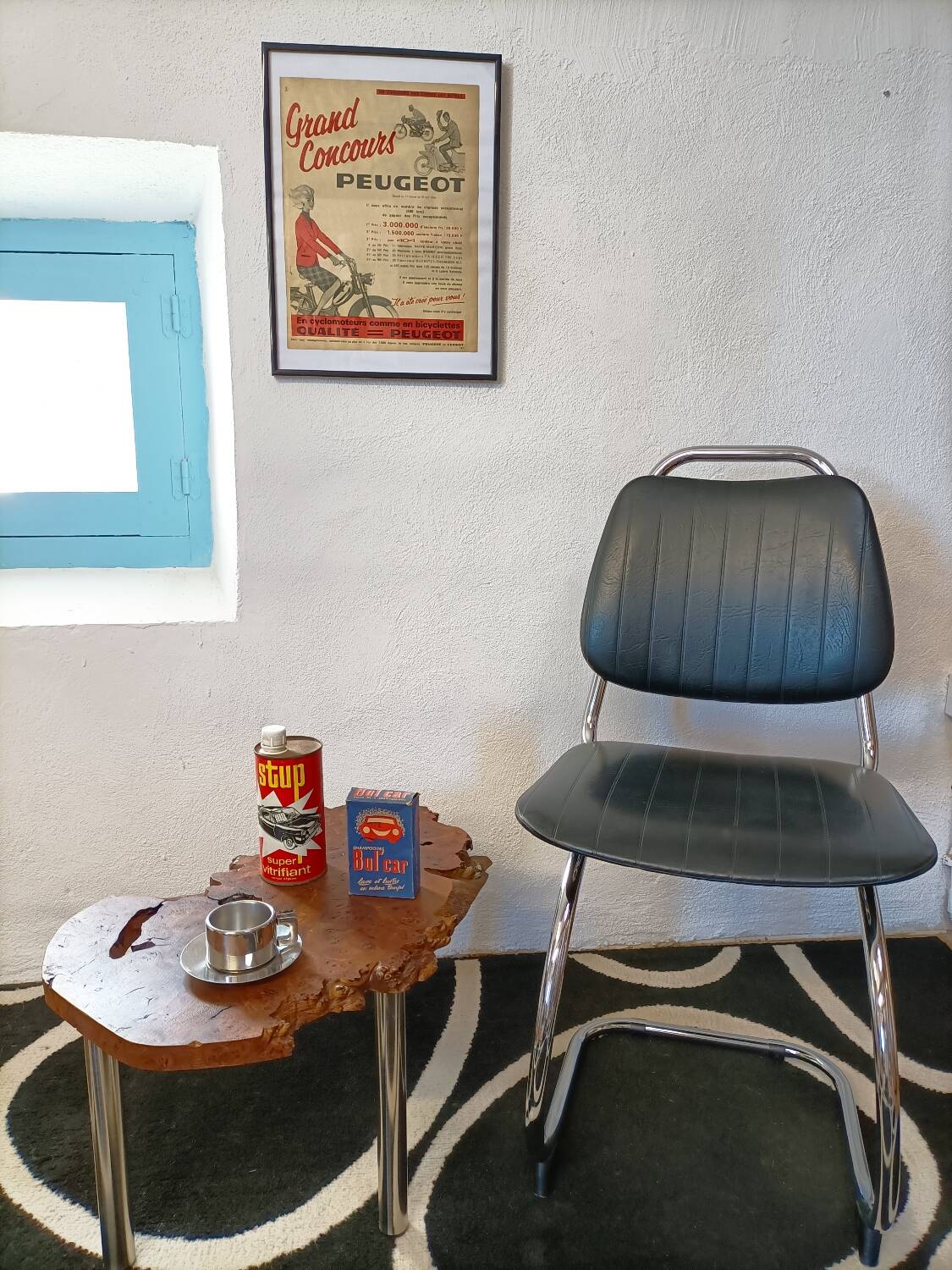 Seventies leatherette cantilever chair