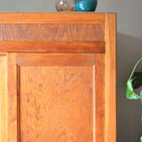 Armoire-penderie parisienne