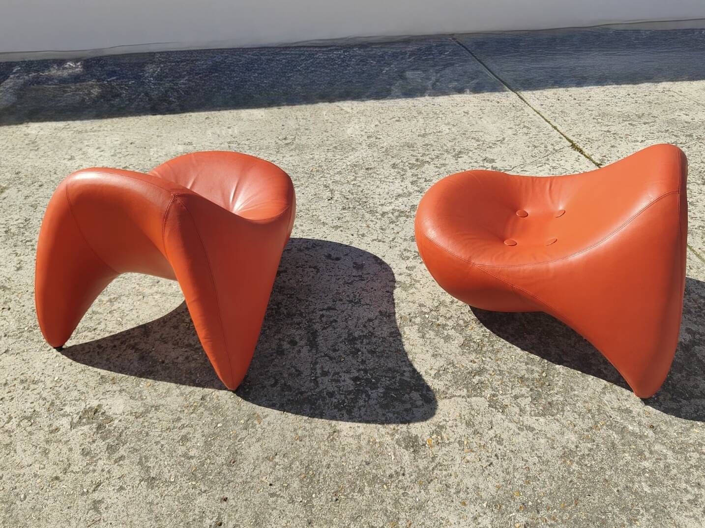 Pair of Luigi Colani armchairs - 9900 Easy Chair - orange leather - vintage -