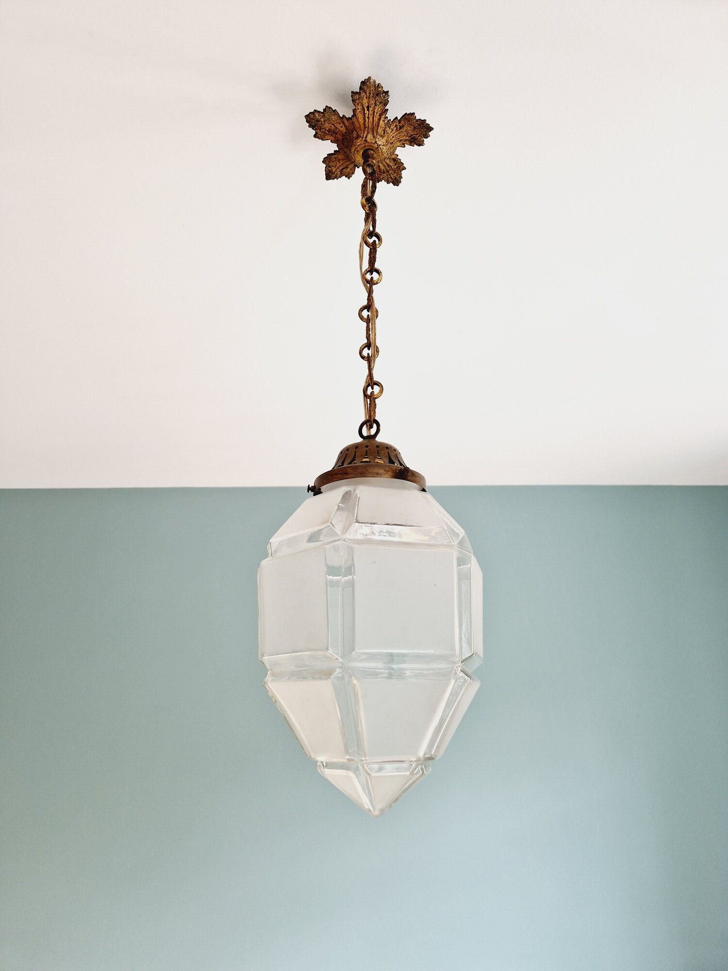 Art Deco pendant lamp in satin glass and bronze frame