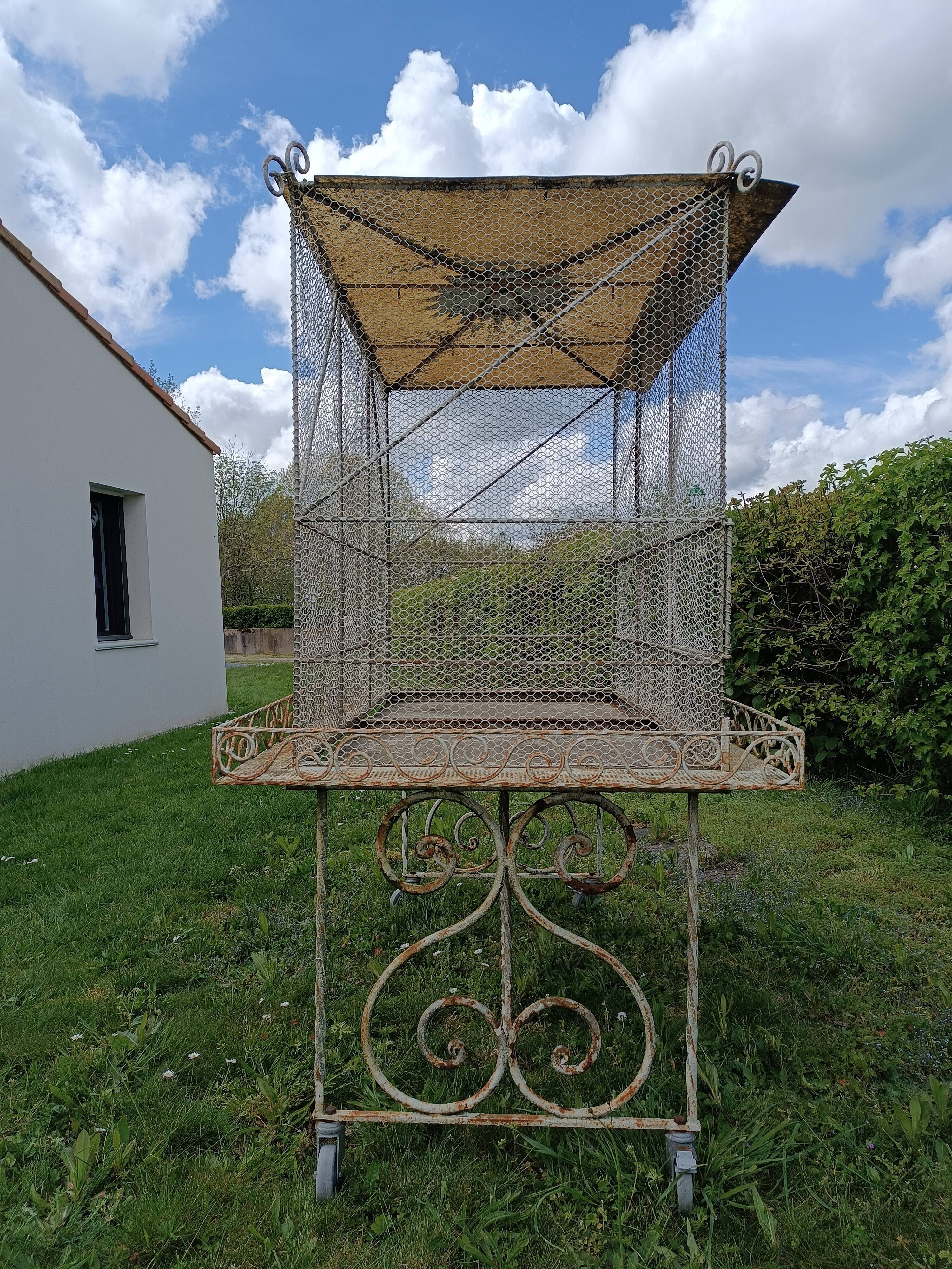 Volière cage à oiseaux fer forgé 20 ème