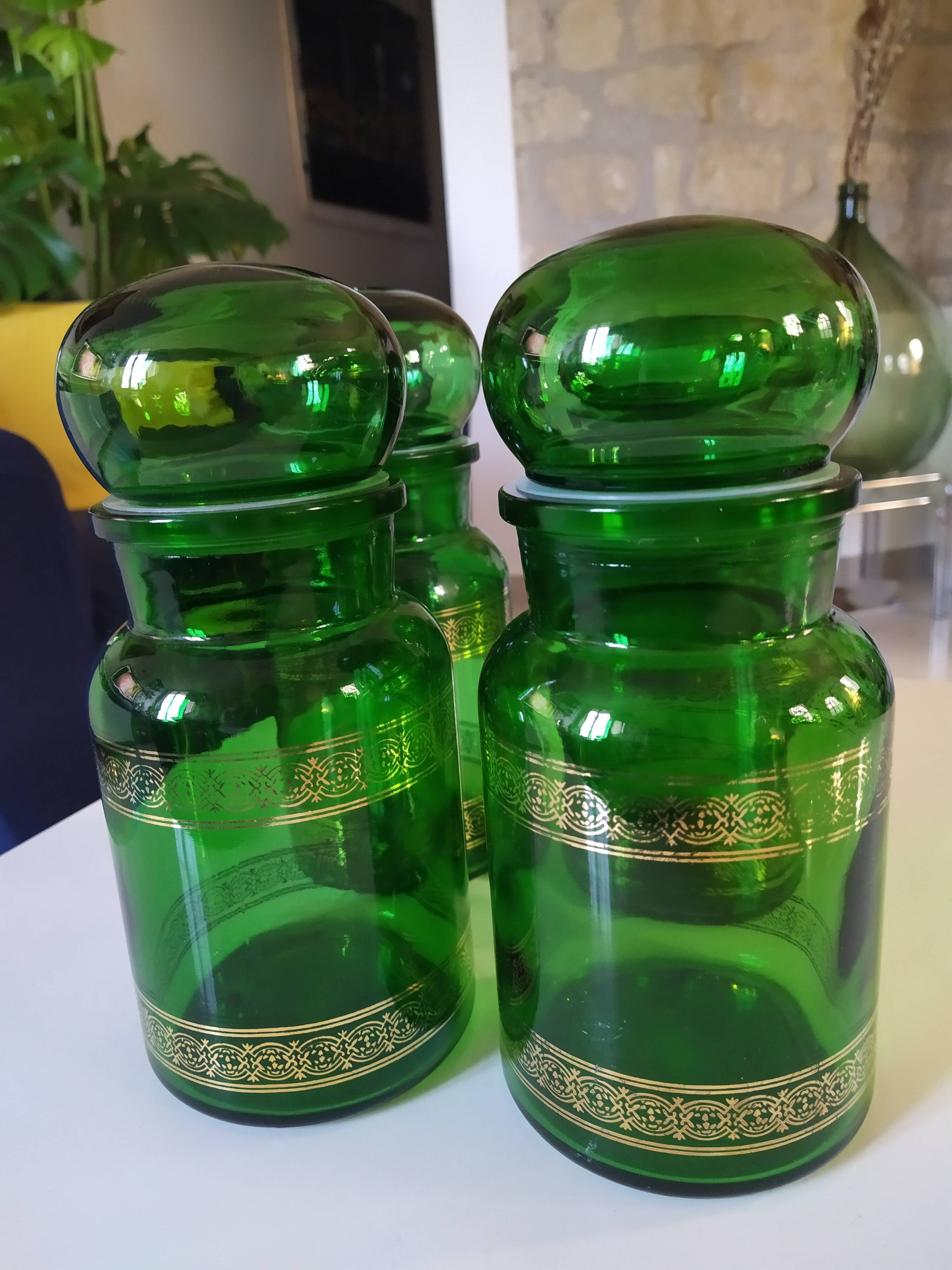 4 bocaux apothicaire