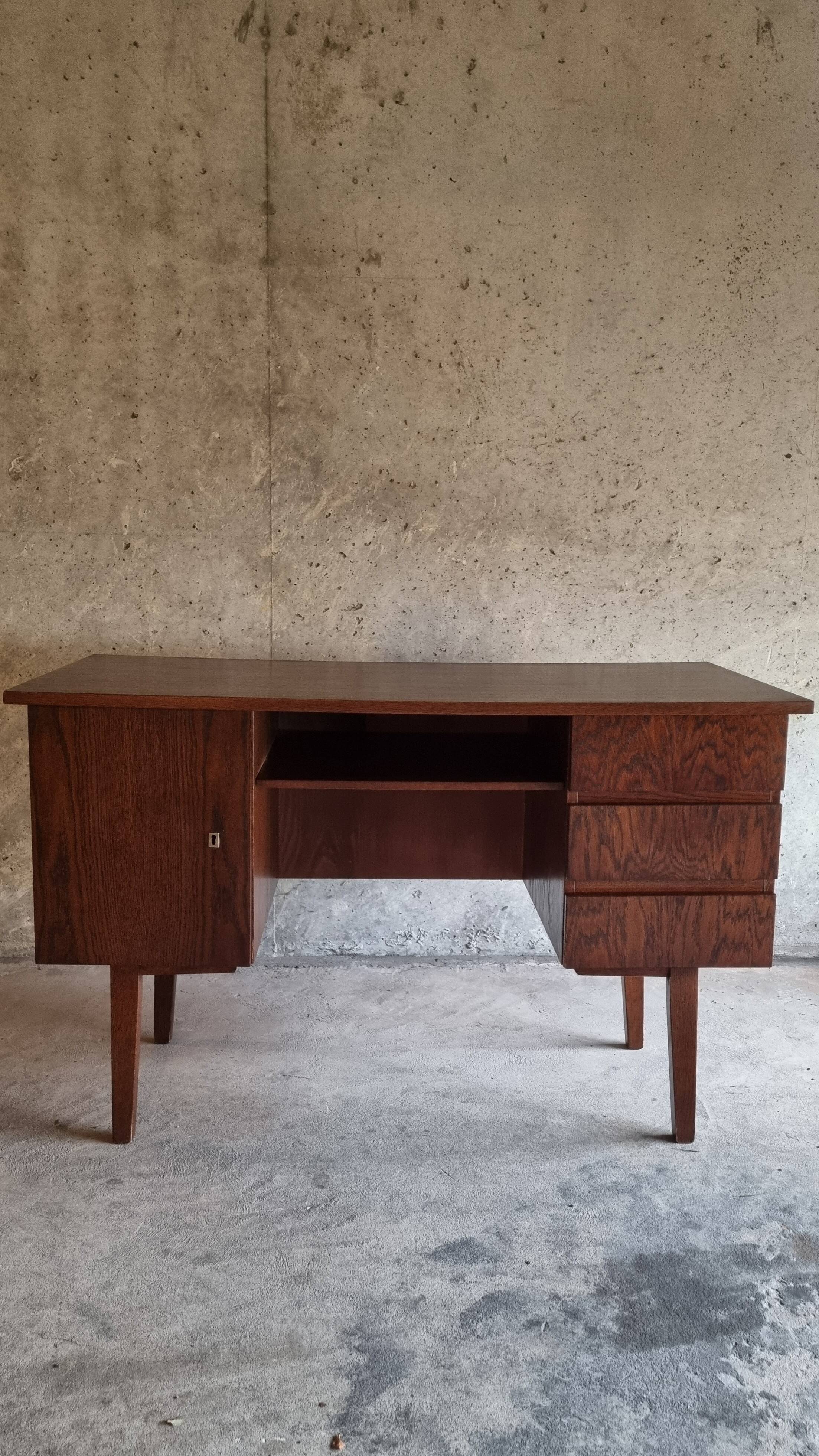 Bureau en placage de palissandre vintage