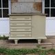 Commode asymétrique art déco – Marbre & vert crème